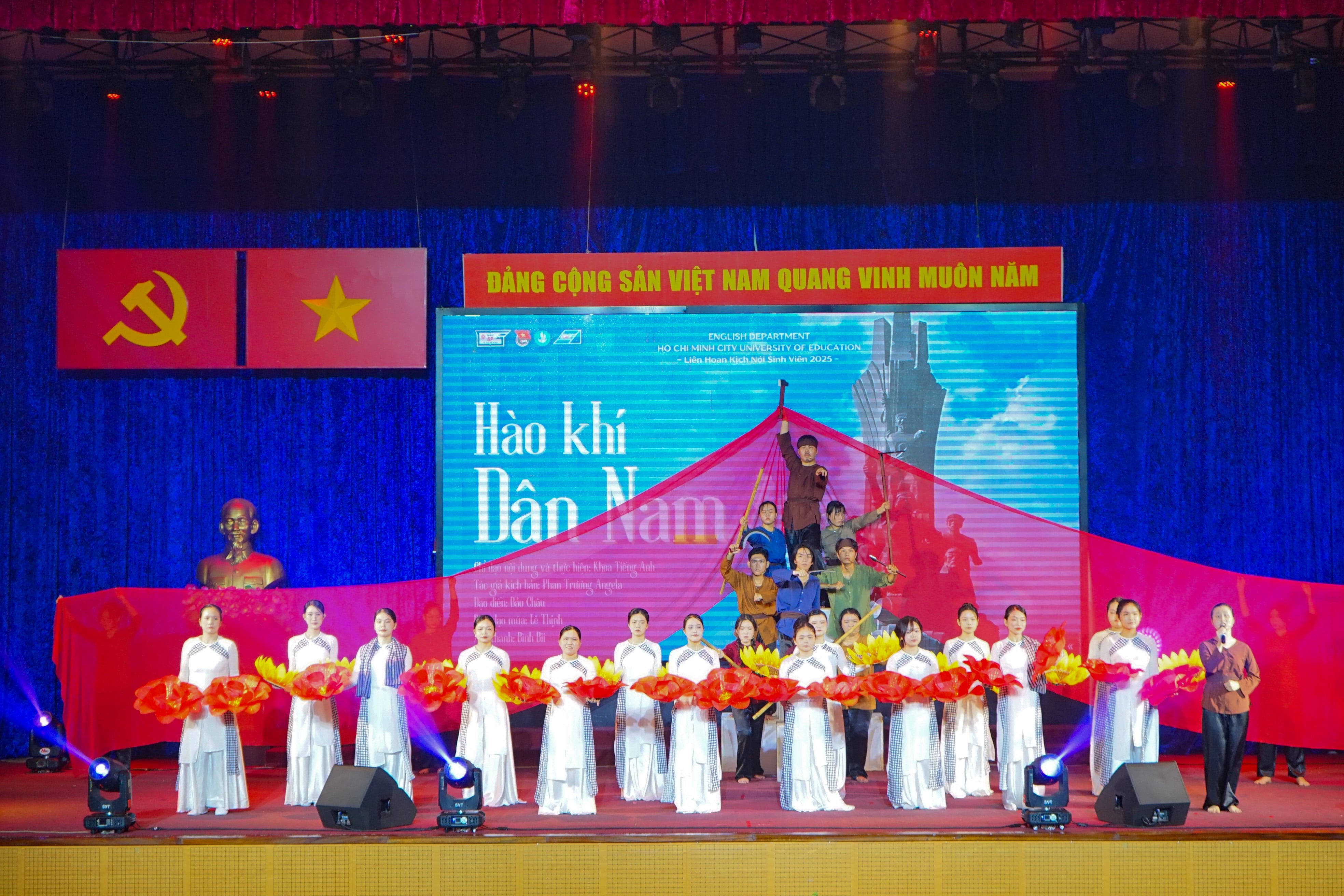 Liên hoan Kịch nói Học sinh, sinh viên HCMUE năm 2025 thành công rực rỡ: Vinh danh tài năng và đam mê!